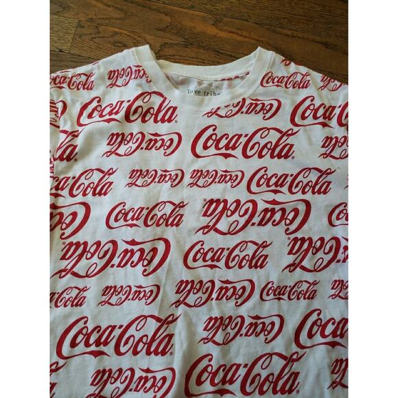 Love Tribe Hybrid Coca-Cola-Print Crop Top T-Shirt Size Large - Picture 2 of 4